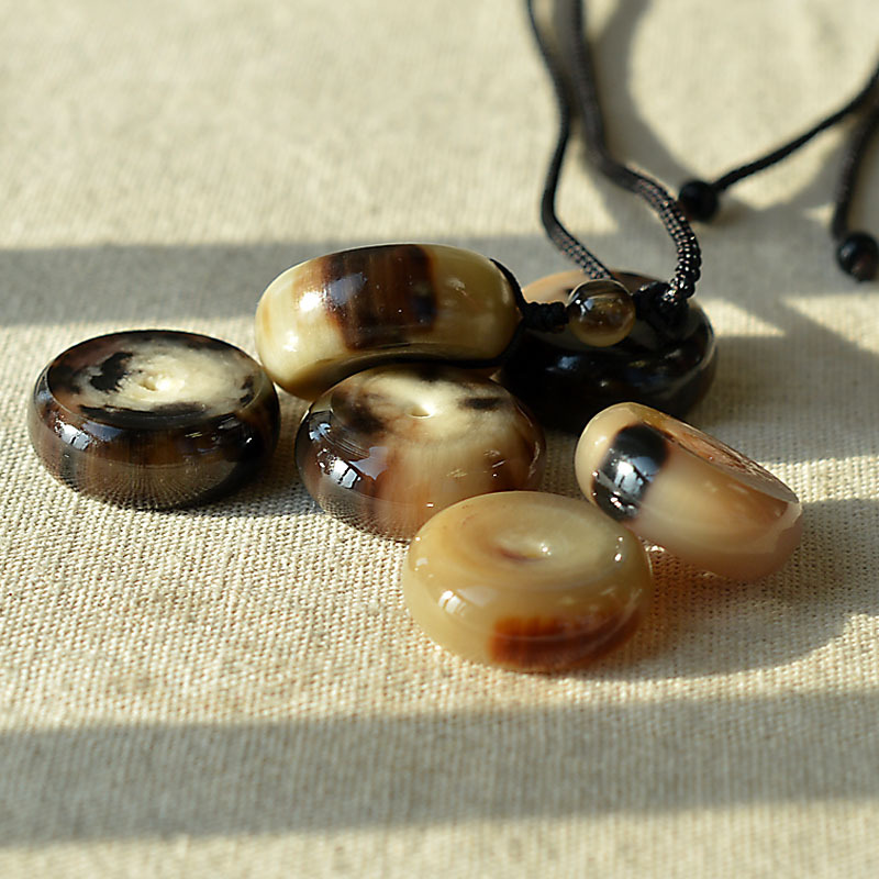 Pingente tibetano de chifre na - Health Wellness Bracelet avaliação e preço